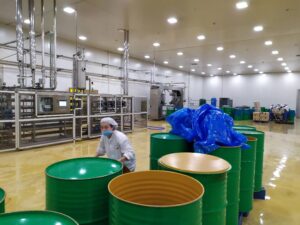 Drum vô trùng 200 kg: vì sao cả thế giới đóng puree kiểu này