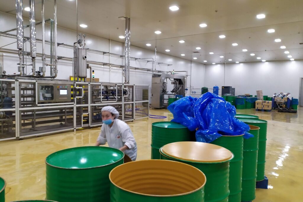 Drum vô trùng 200 kg: vì sao cả thế giới đóng puree kiểu này